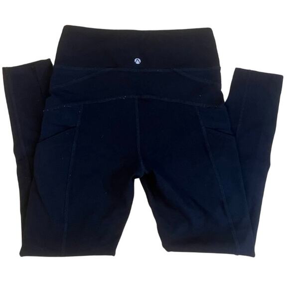 ATHLETIC COLLECTION Control Crop Active Leggings With Pockets - Picture 5 of 6